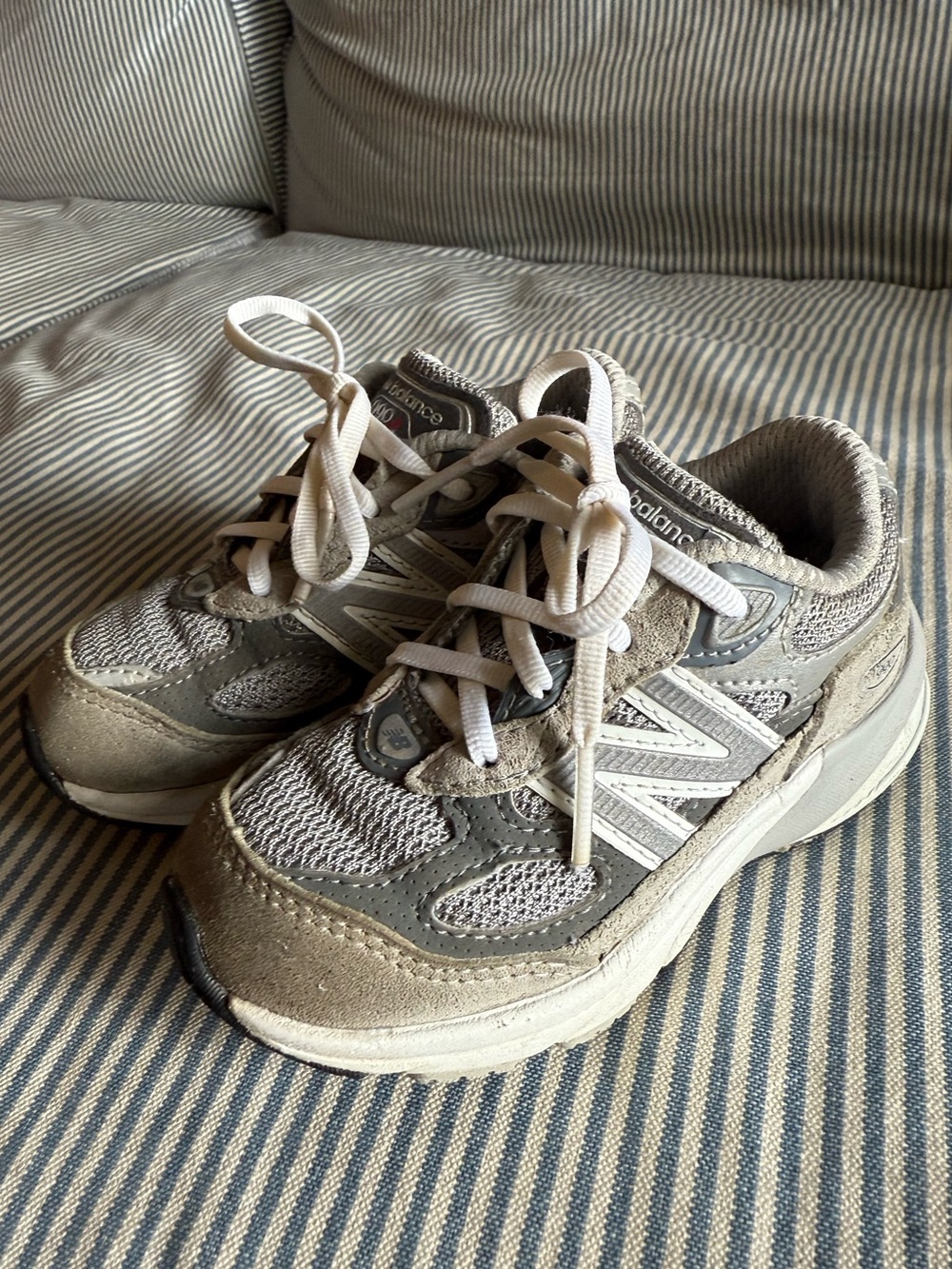 New Balance Kids' 990 v6 Grey Athletic Sneakers